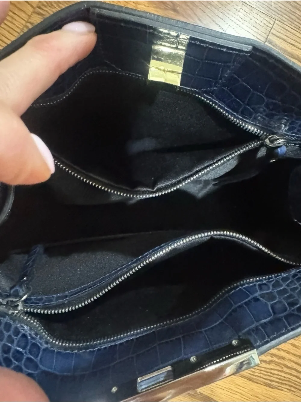 Gianni Chiarini Italian Navy Blue Croc Embossed Leather Handbag / Satchel